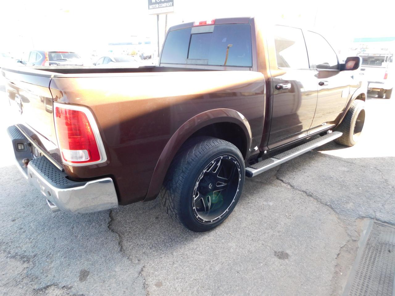 RAM 1500 2WD Crew Cab 140.5" Laramie Longhorn Edition 2013