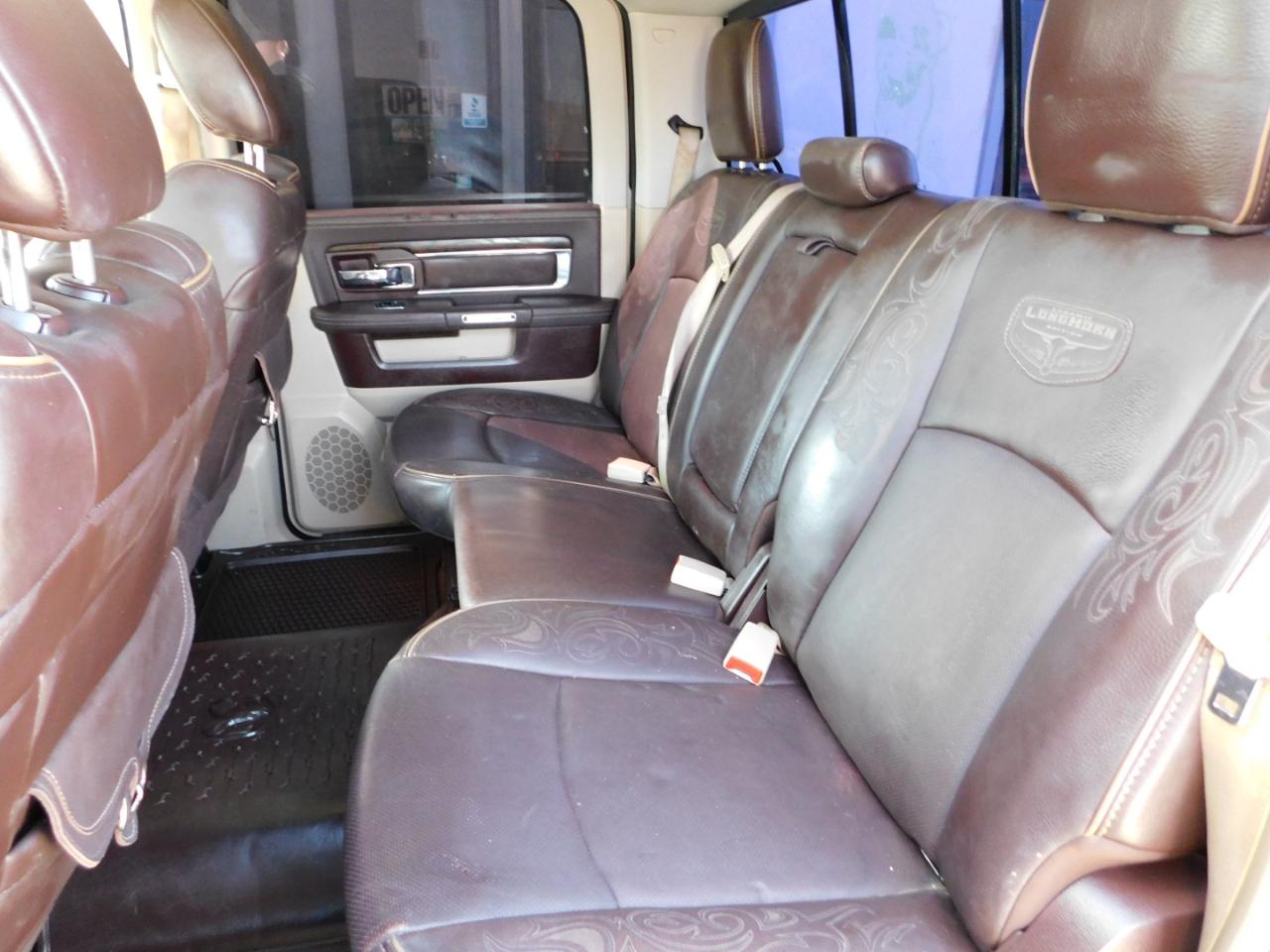 RAM 1500 2WD Crew Cab 140.5" Laramie Longhorn Edition 2013