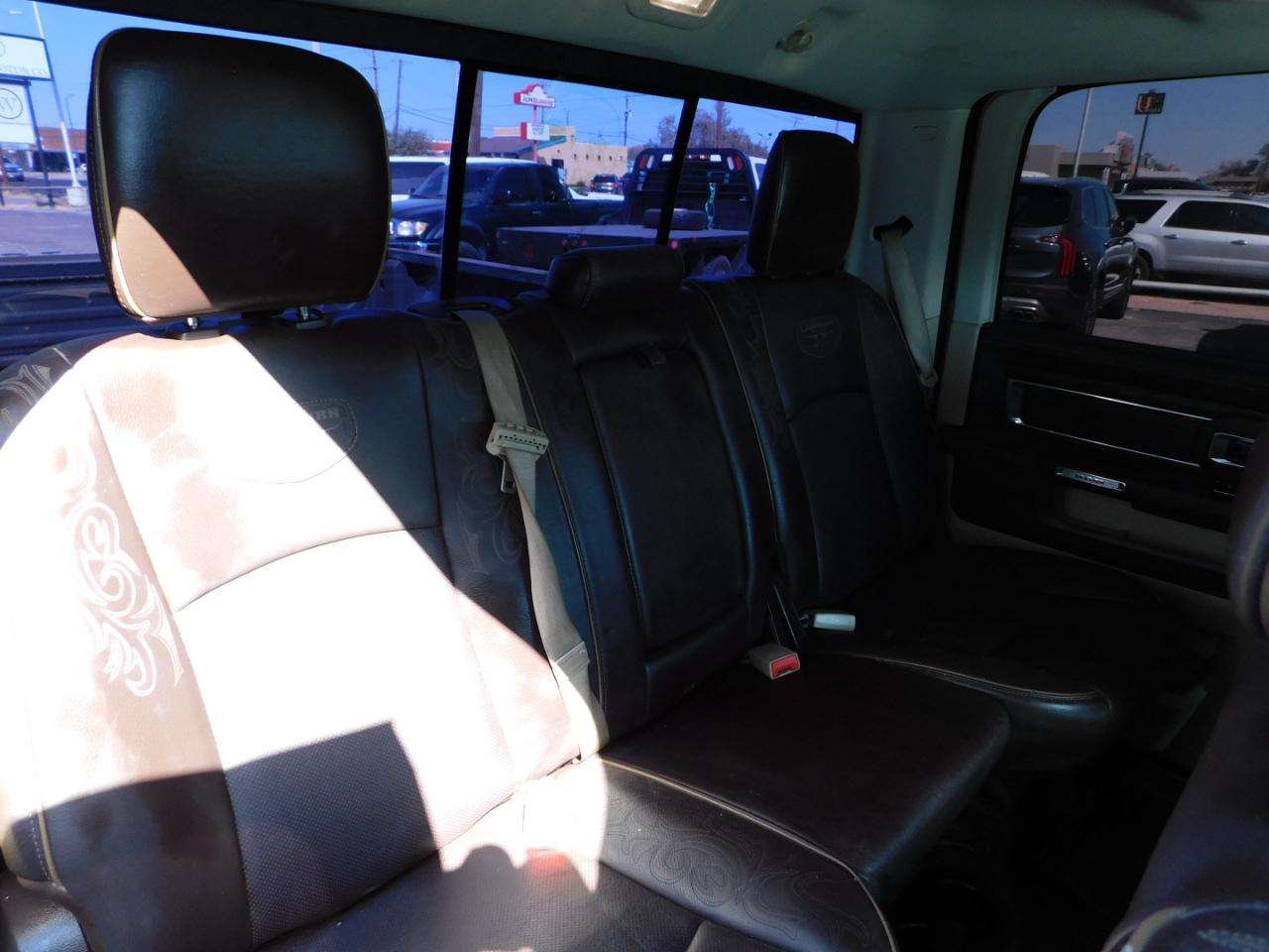 RAM 1500 2WD Crew Cab 140.5" Laramie Longhorn Edition 2013