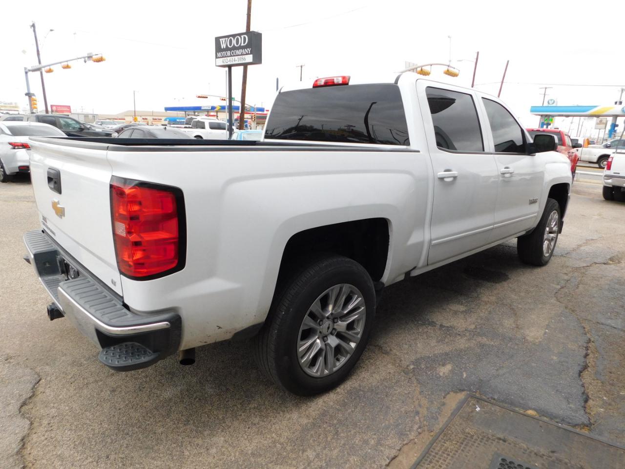 Chevrolet Silverado 1500 2WD Crew Cab 143.5" LT w/1LT 2018