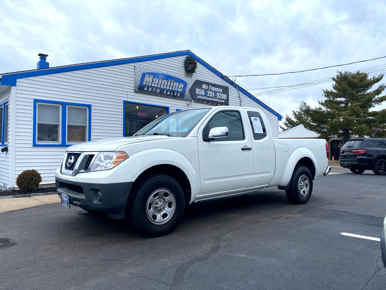 Nissan Frontier 2WD King Cab I4 Auto SV 2016