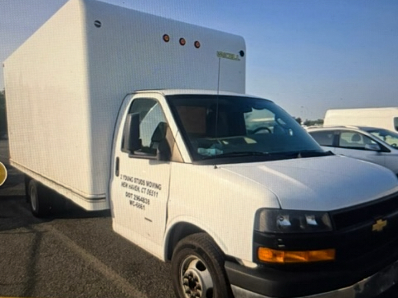 Chevrolet Express Commercial Cutaway 3500 Van 177" 2018 Chevrolet Express Commercial Cutaway 3500 Van 177" 2018