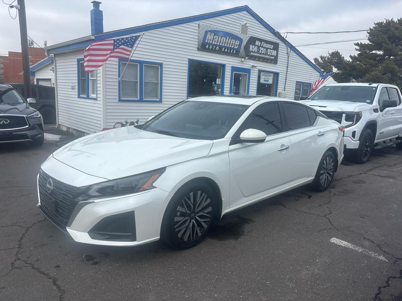 Nissan Altima 2.5 SV Sedan 2023