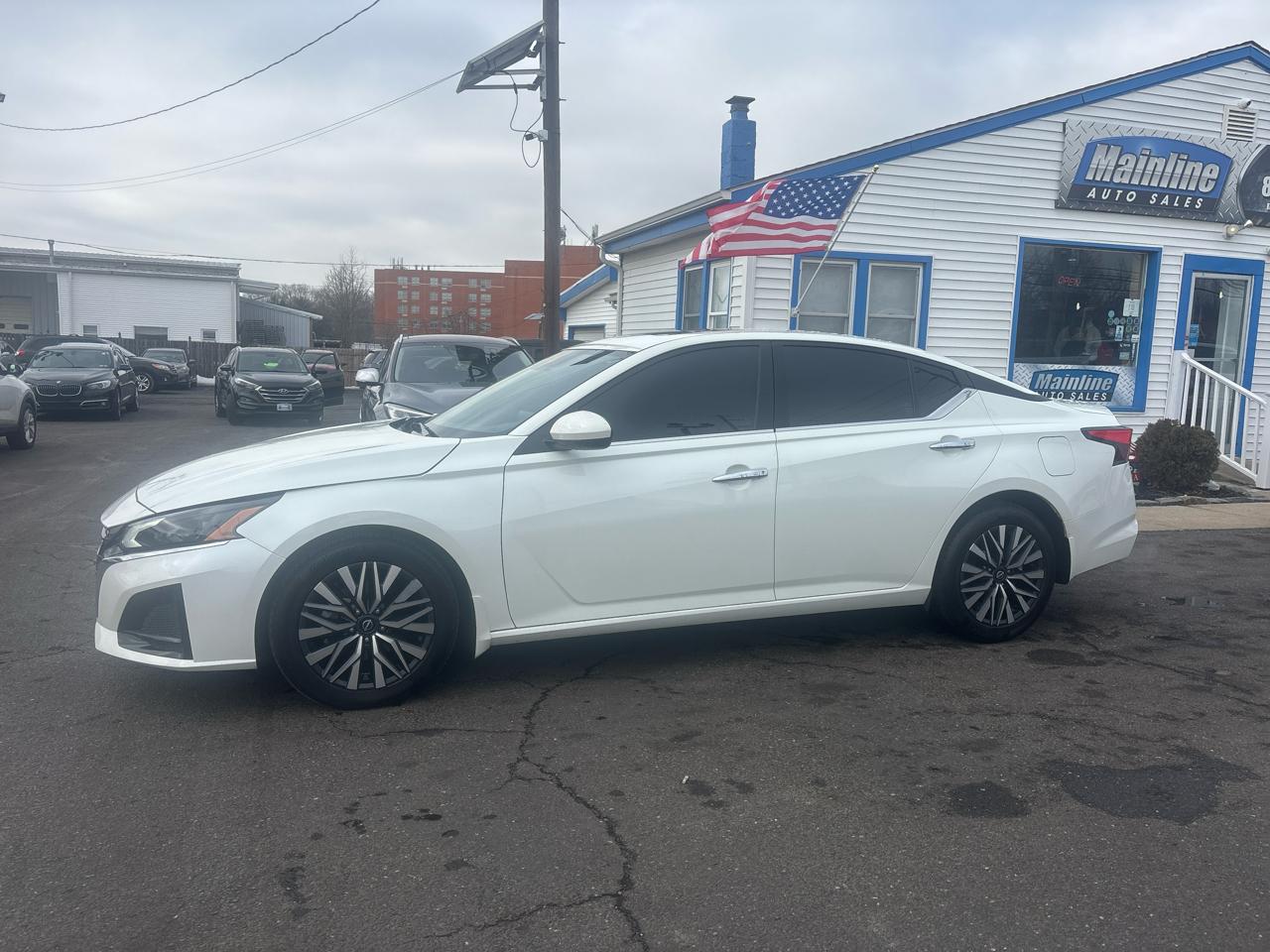 Nissan Altima 2.5 SV Sedan 2023