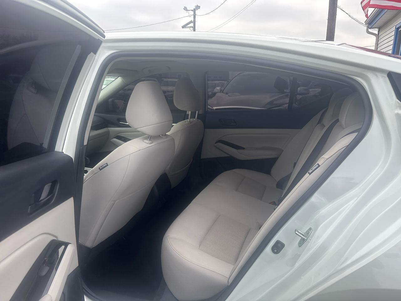 Nissan Altima 2.5 SV Sedan 2023