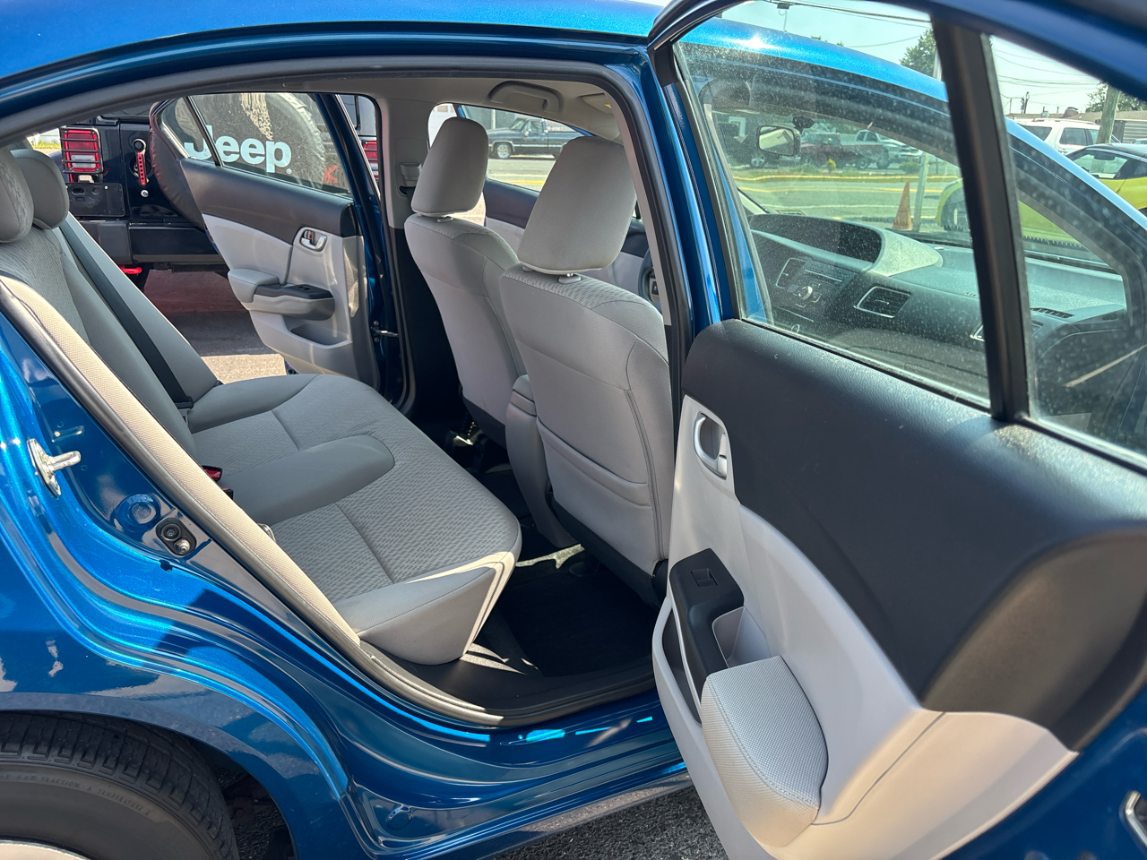 2014 Honda Civic LX photo 4