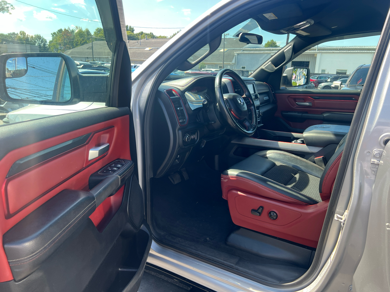 2019 Ram 1500 Rebel photo 9