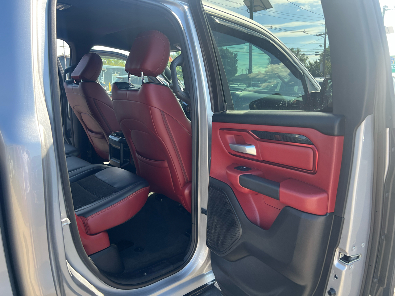 2019 Ram 1500 Rebel photo 14