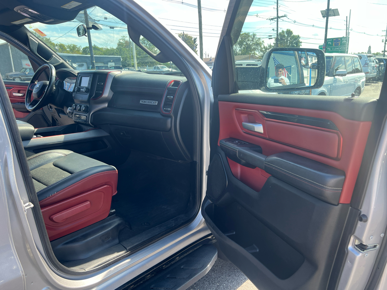 2019 Ram 1500 Rebel photo 15