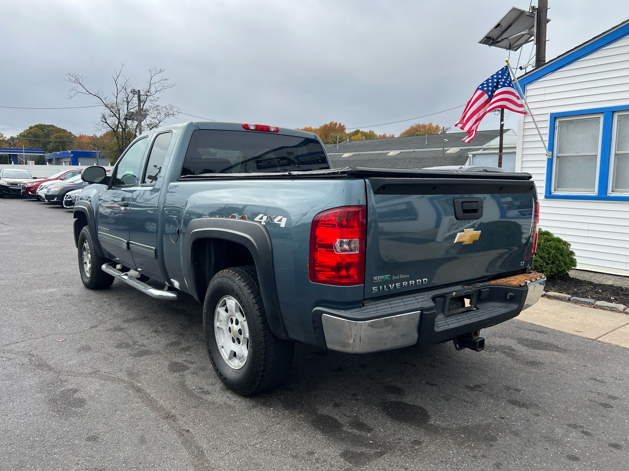 Chevrolet Silverado 1500 4WD Ext Cab 143.5" LT 2012 Chevrolet Silverado 1500 4WD Ext Cab 143.5" LT 2012
