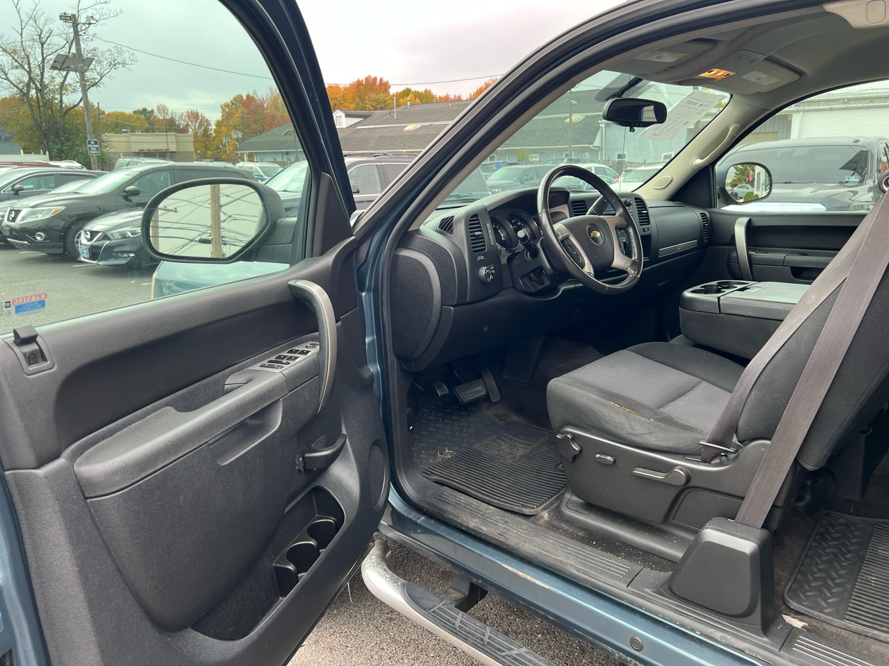 Chevrolet Silverado 1500 4WD Ext Cab 143.5" LT 2012 Chevrolet Silverado 1500 4WD Ext Cab 143.5" LT 2012