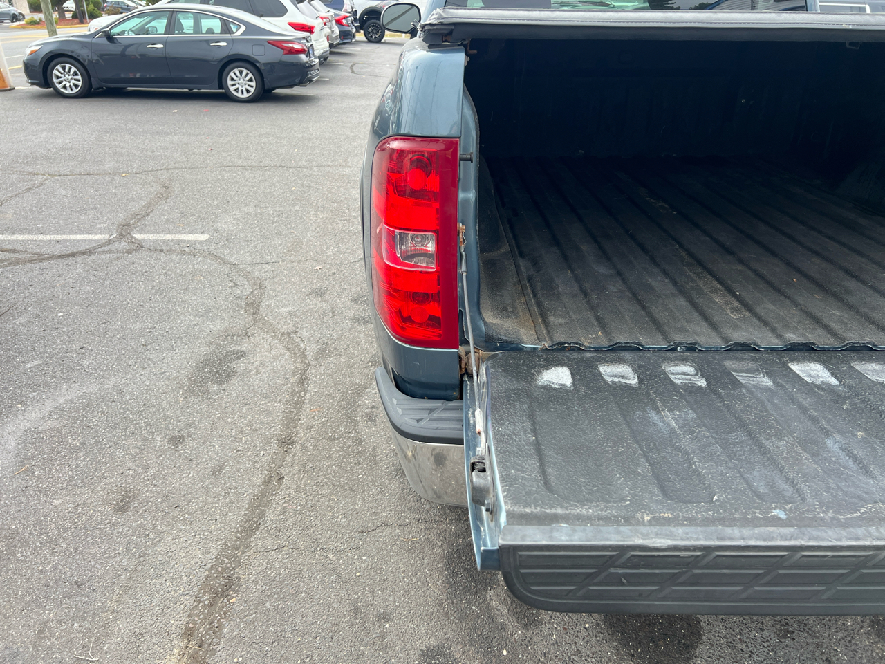 Chevrolet Silverado 1500 4WD Ext Cab 143.5" LT 2012 Chevrolet Silverado 1500 4WD Ext Cab 143.5" LT 2012