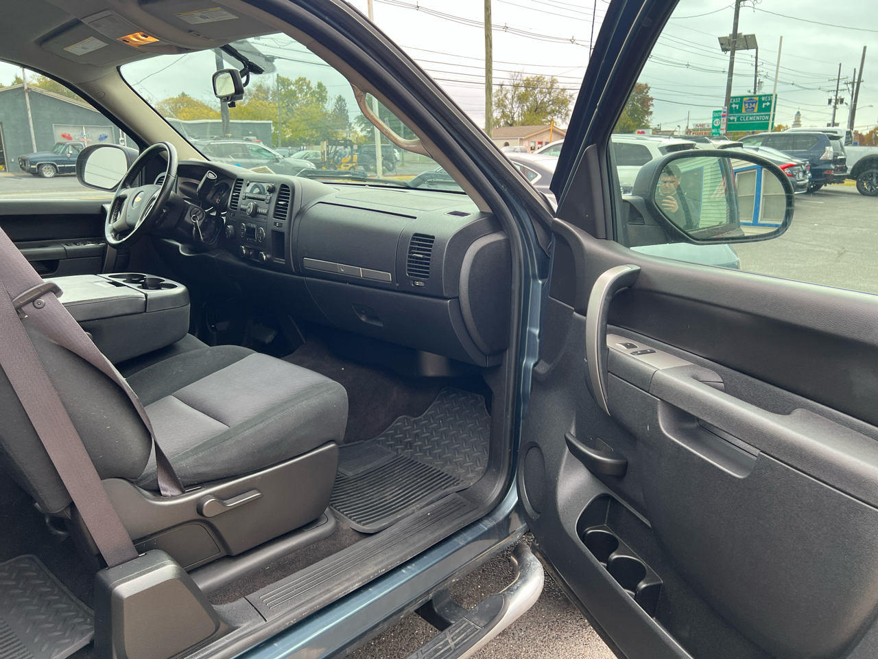 Chevrolet Silverado 1500 4WD Ext Cab 143.5" LT 2012 Chevrolet Silverado 1500 4WD Ext Cab 143.5" LT 2012