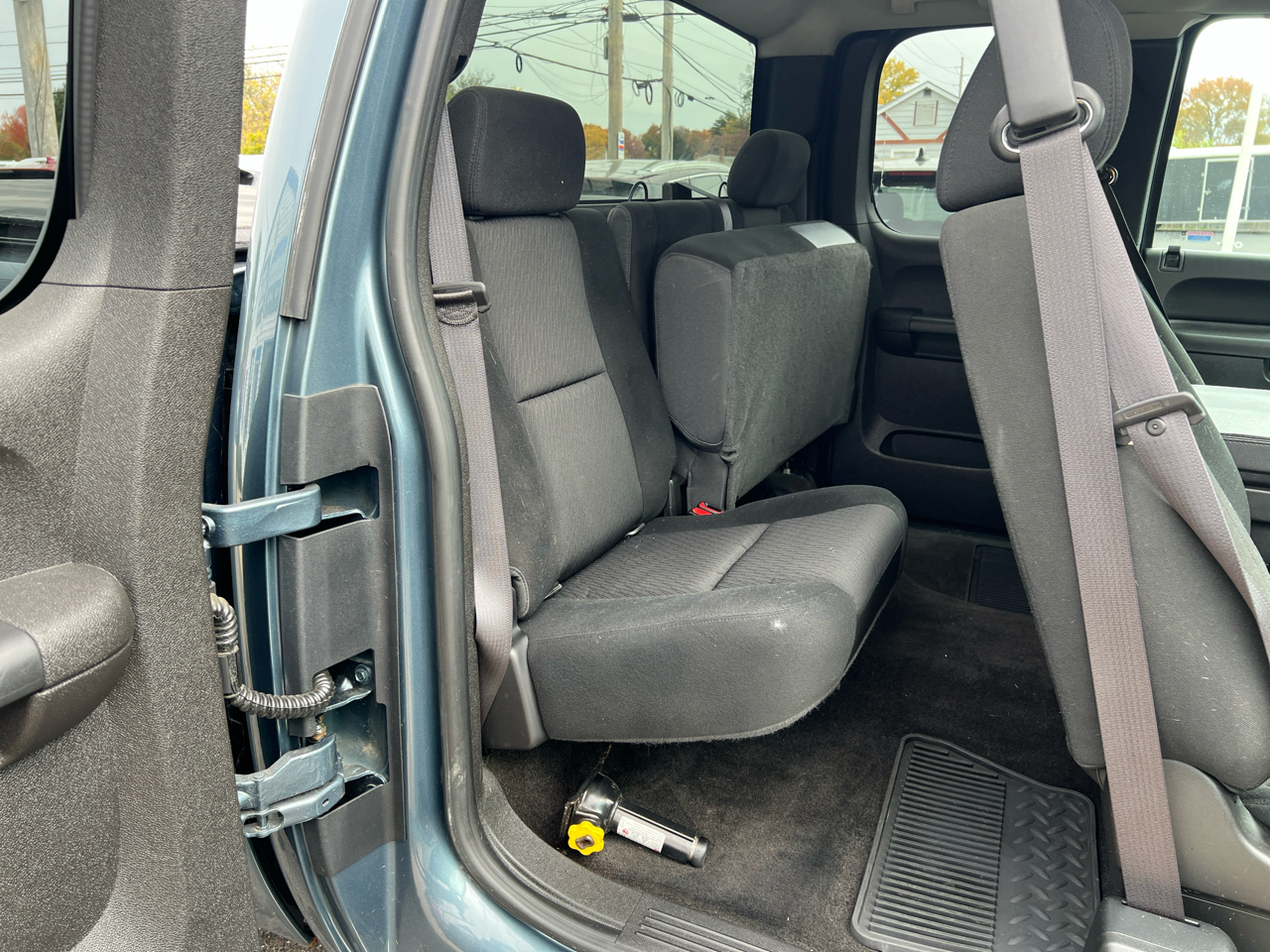 Chevrolet Silverado 1500 4WD Ext Cab 143.5" LT 2012 Chevrolet Silverado 1500 4WD Ext Cab 143.5" LT 2012