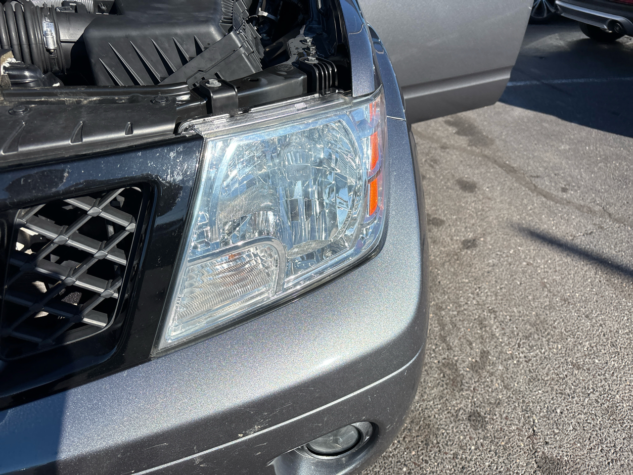 Nissan Frontier Crew Cab 4x4 SV Auto 2021 Nissan Frontier Crew Cab 4x4 SV Auto 2021