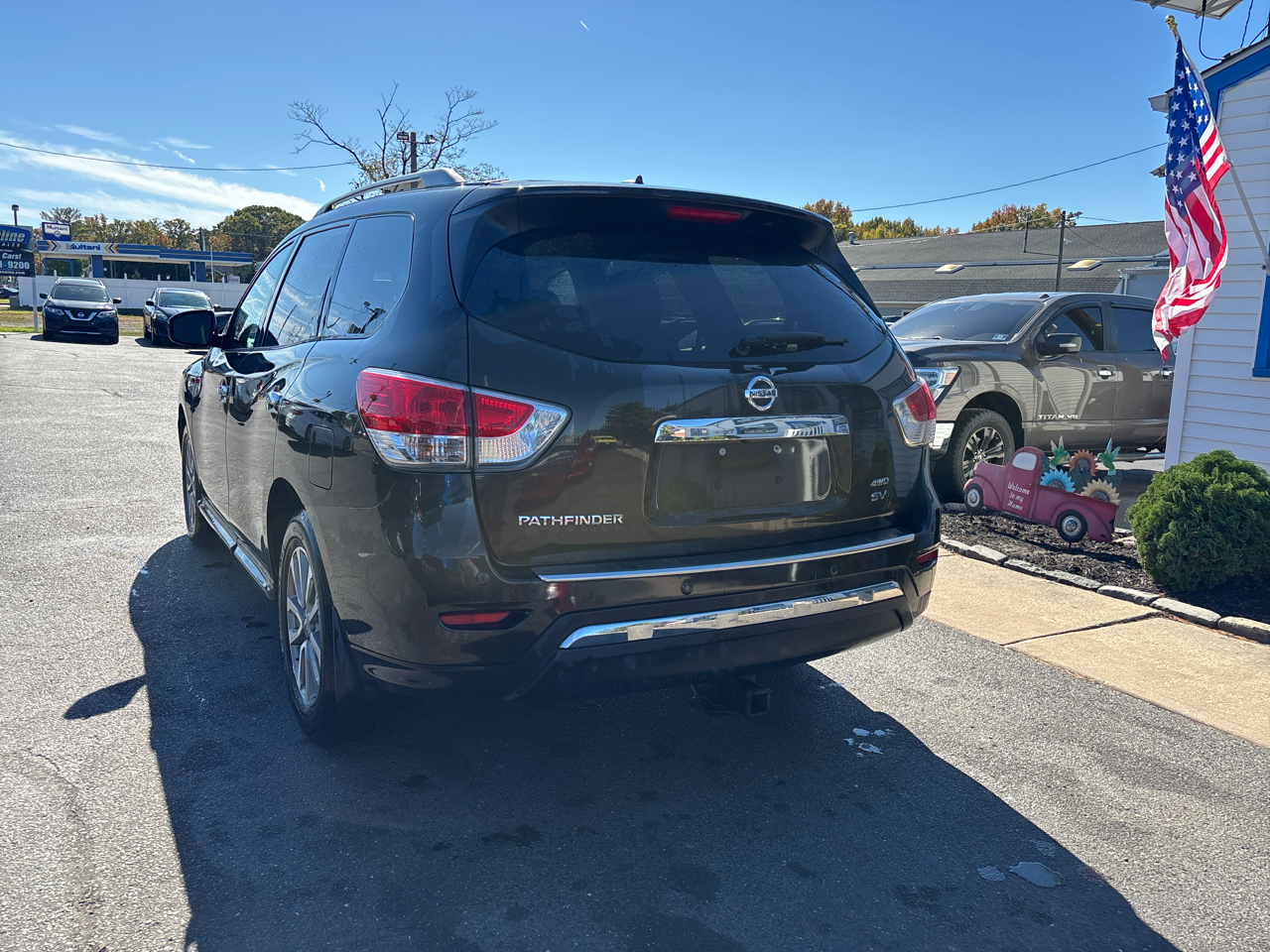 Nissan Pathfinder 4WD 4dr SV 2015 Nissan Pathfinder 4WD 4dr SV 2015