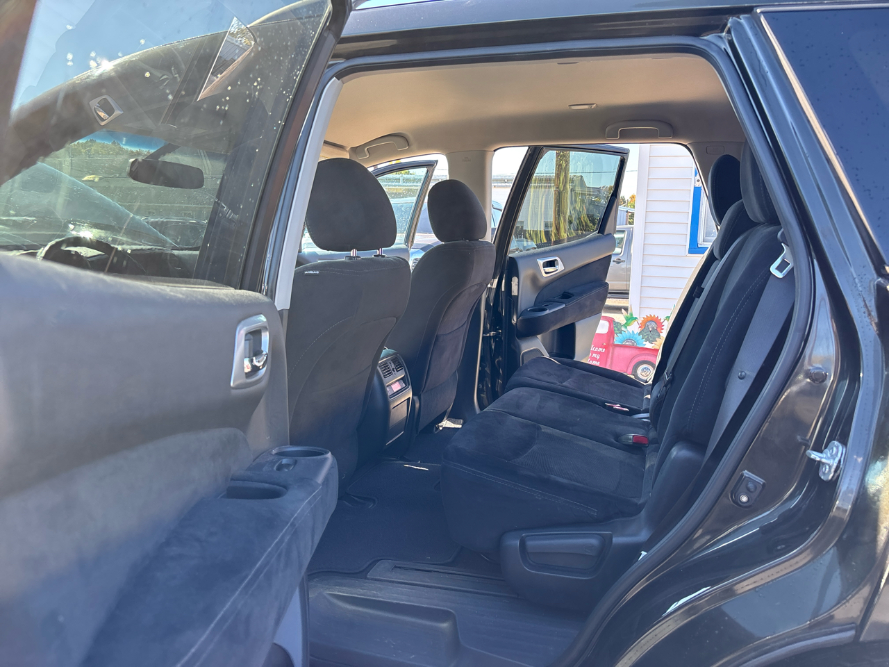 Nissan Pathfinder 4WD 4dr SV 2015 Nissan Pathfinder 4WD 4dr SV 2015