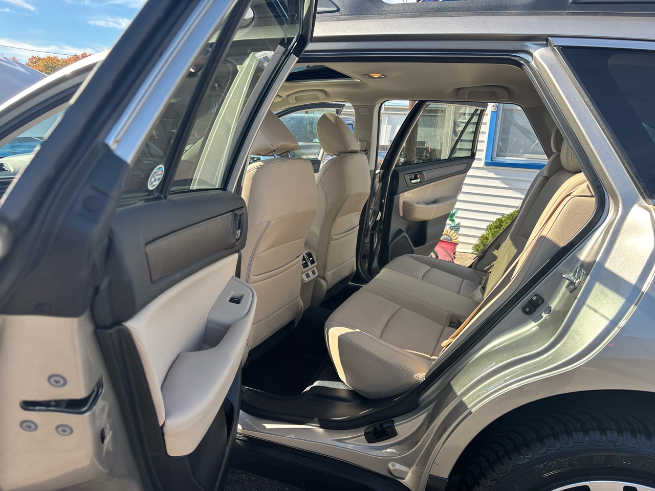 Subaru Outback 2.5i Limited 2017 Subaru Outback 2.5i Limited 2017