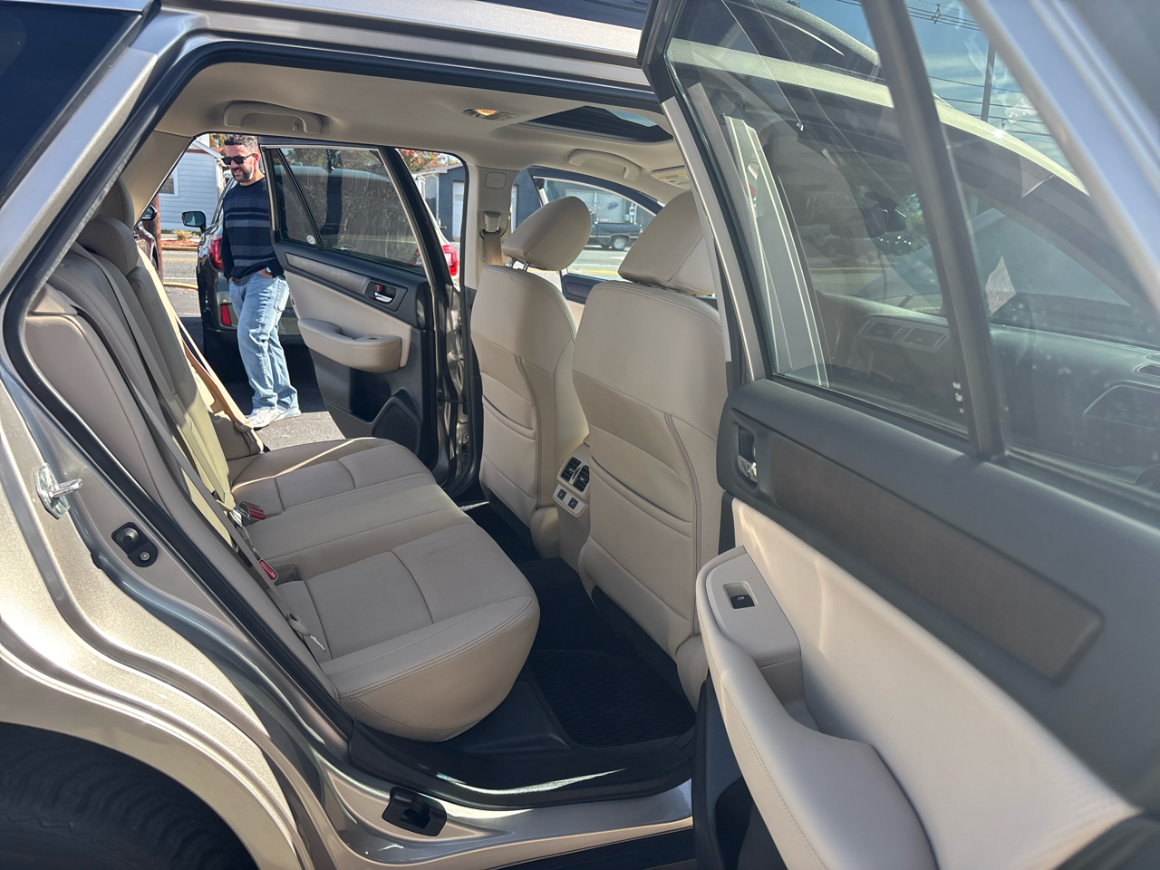 Subaru Outback 2.5i Limited 2017 Subaru Outback 2.5i Limited 2017