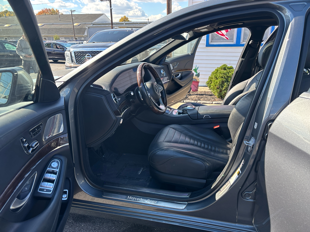 Mercedes-Benz S-Class S 560 4MATIC Sedan 2018 Mercedes-Benz S-Class S 560 4MATIC Sedan 2018