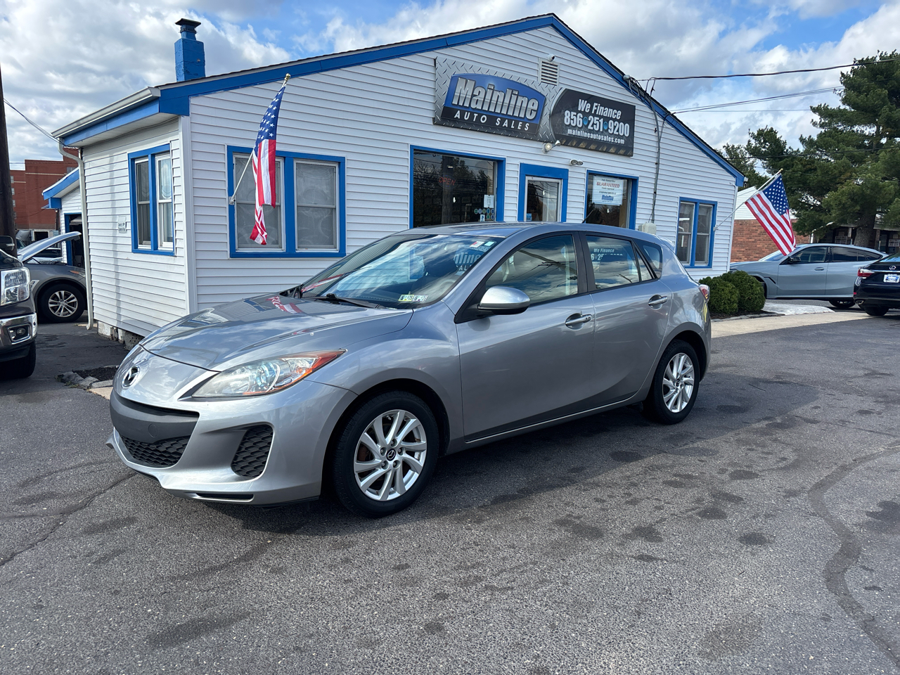 Mazda MAZDA3 5dr HB Auto i Touring 2013 Mazda MAZDA3 5dr HB Auto i Touring 2013