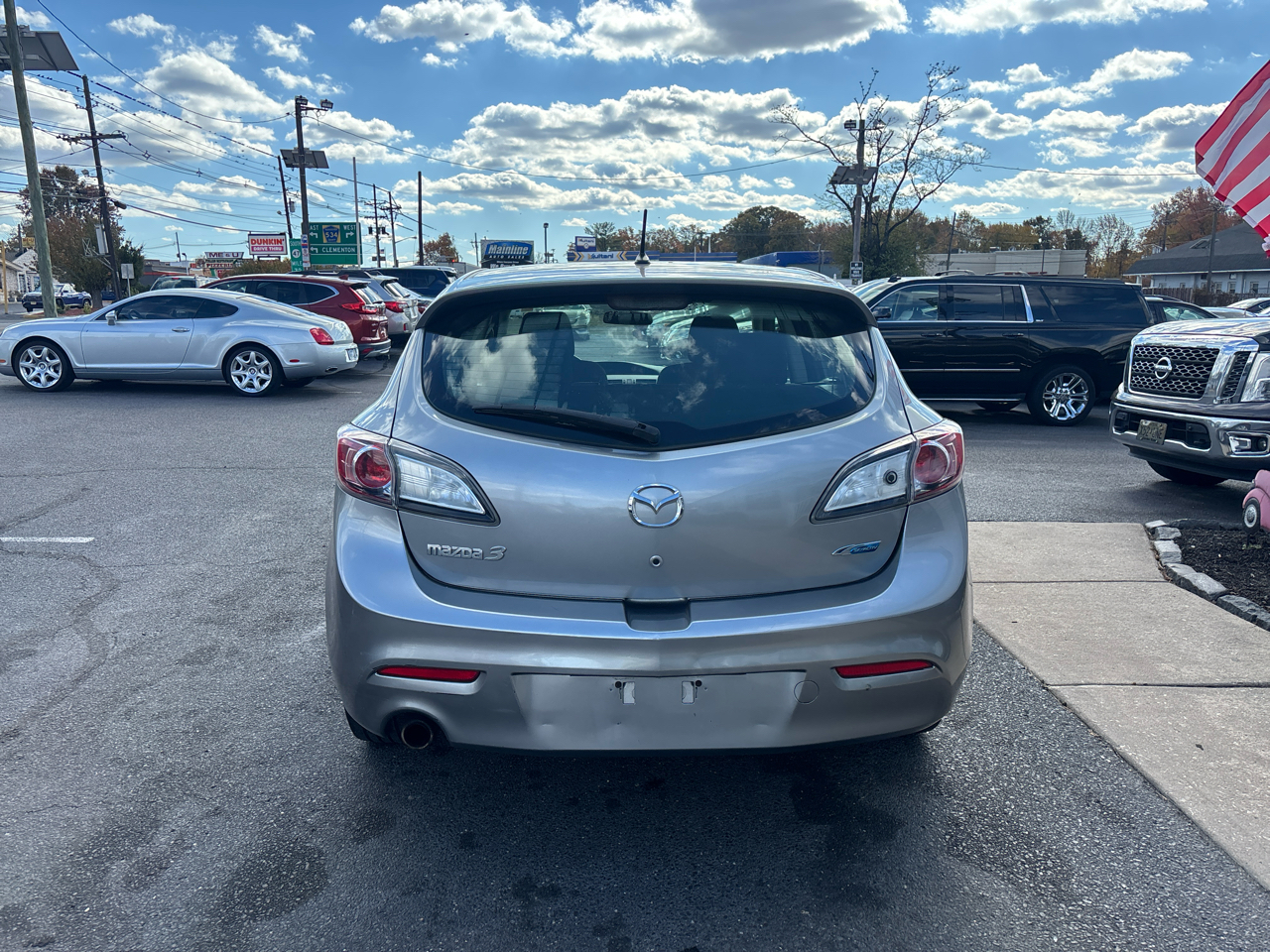 Mazda MAZDA3 5dr HB Auto i Touring 2013 Mazda MAZDA3 5dr HB Auto i Touring 2013