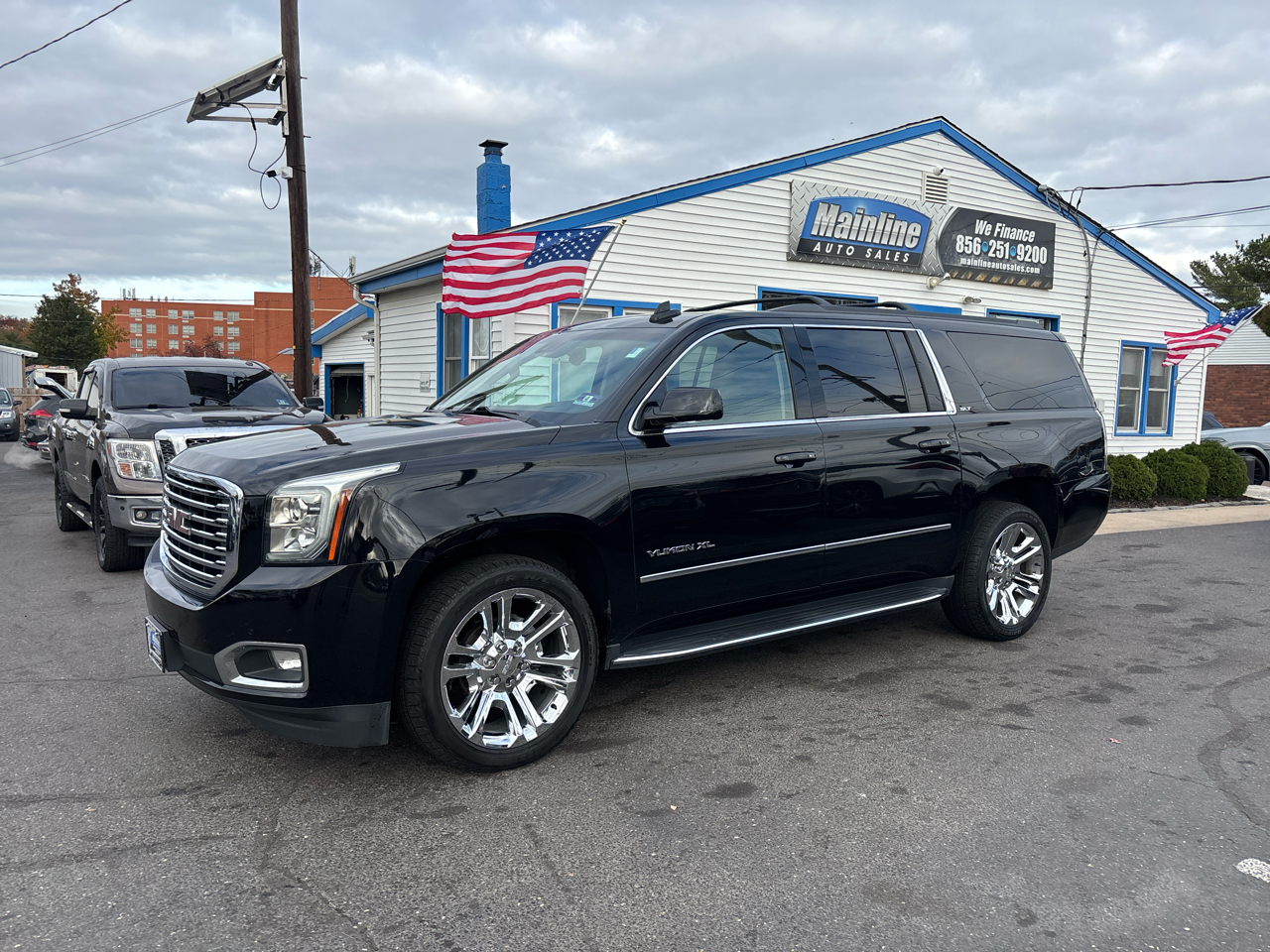 GMC Yukon XL 4WD 4dr SLT 2019 GMC Yukon XL 4WD 4dr SLT 2019
