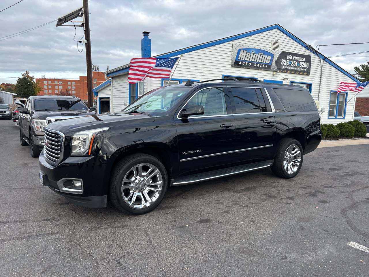 GMC Yukon XL 4WD 4dr SLT 2019 GMC Yukon XL 4WD 4dr SLT 2019