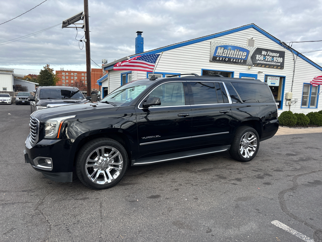 GMC Yukon XL 4WD 4dr SLT 2019 GMC Yukon XL 4WD 4dr SLT 2019