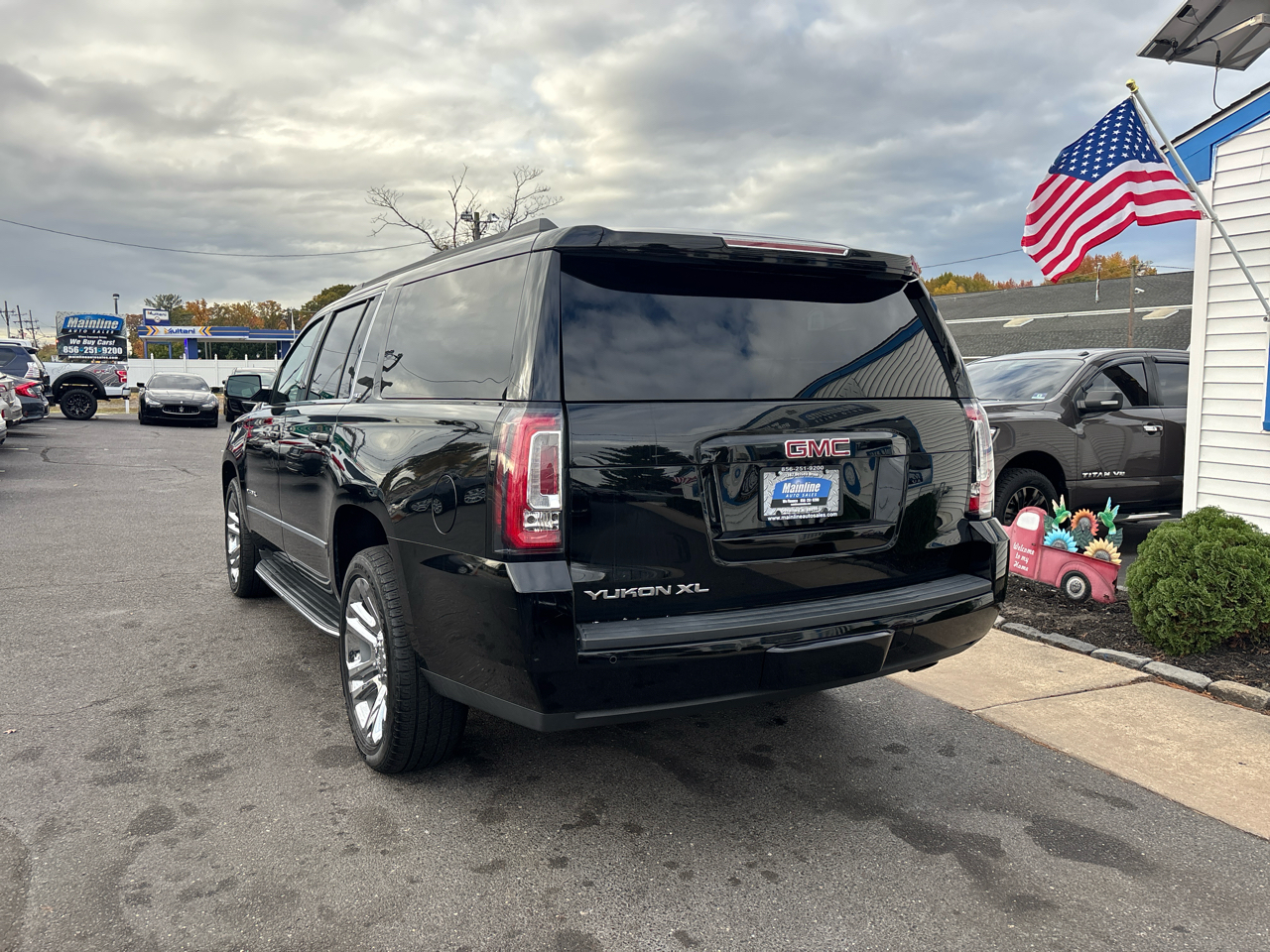 GMC Yukon XL 4WD 4dr SLT 2019 GMC Yukon XL 4WD 4dr SLT 2019