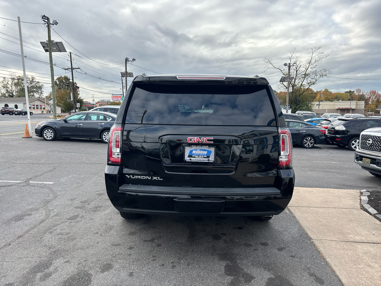 GMC Yukon XL 4WD 4dr SLT 2019 GMC Yukon XL 4WD 4dr SLT 2019