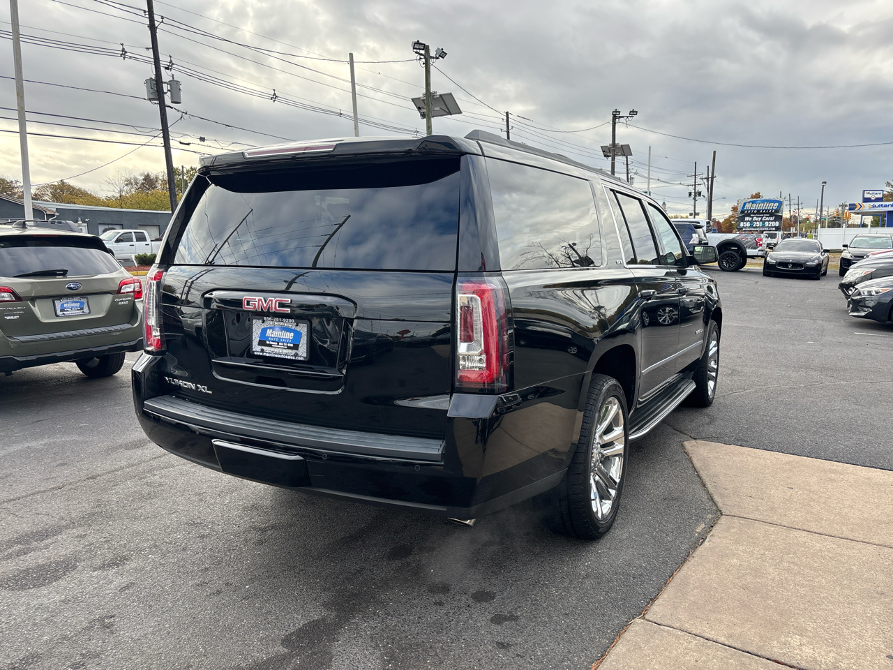 GMC Yukon XL 4WD 4dr SLT 2019 GMC Yukon XL 4WD 4dr SLT 2019