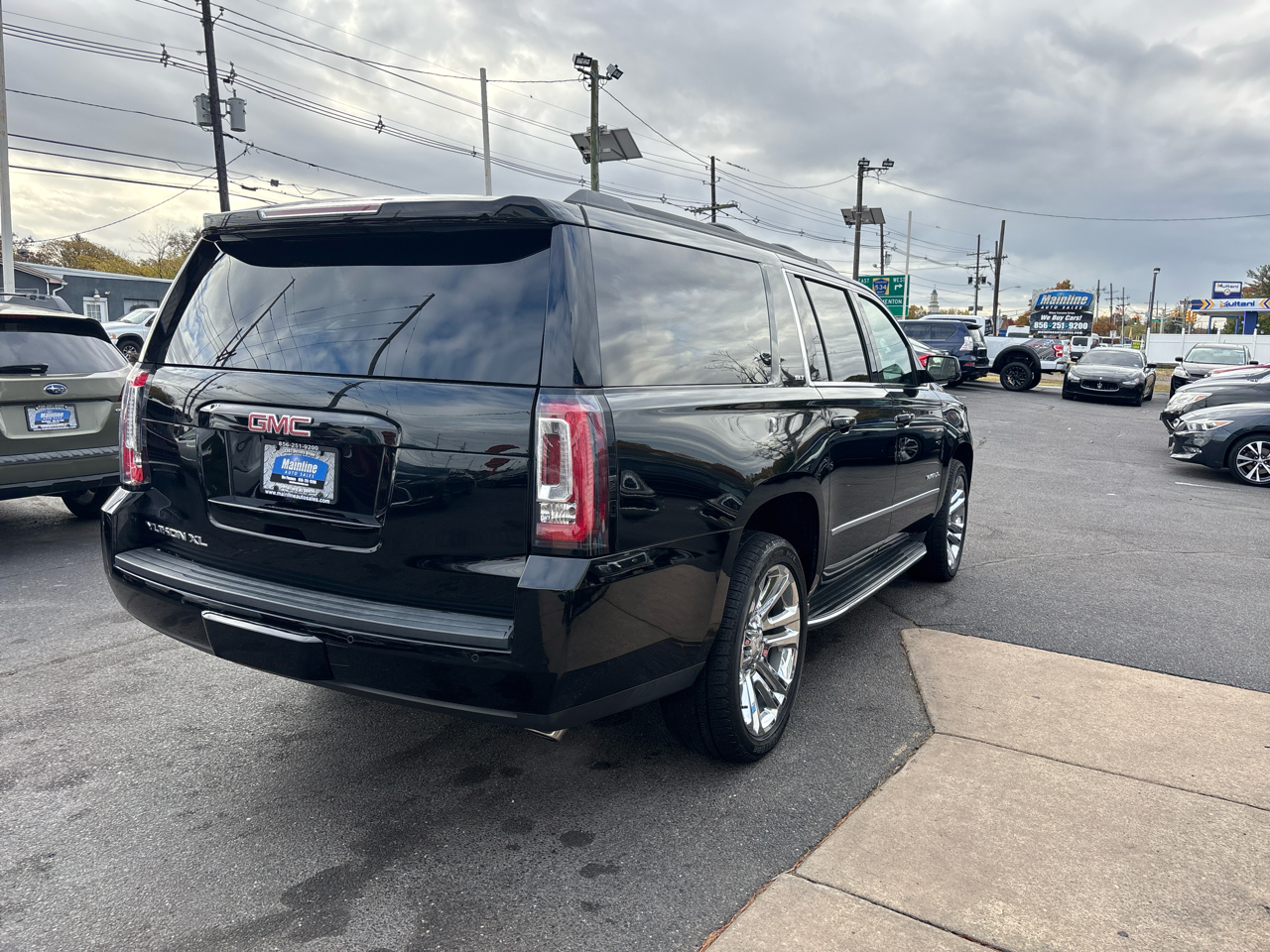 GMC Yukon XL 4WD 4dr SLT 2019 GMC Yukon XL 4WD 4dr SLT 2019