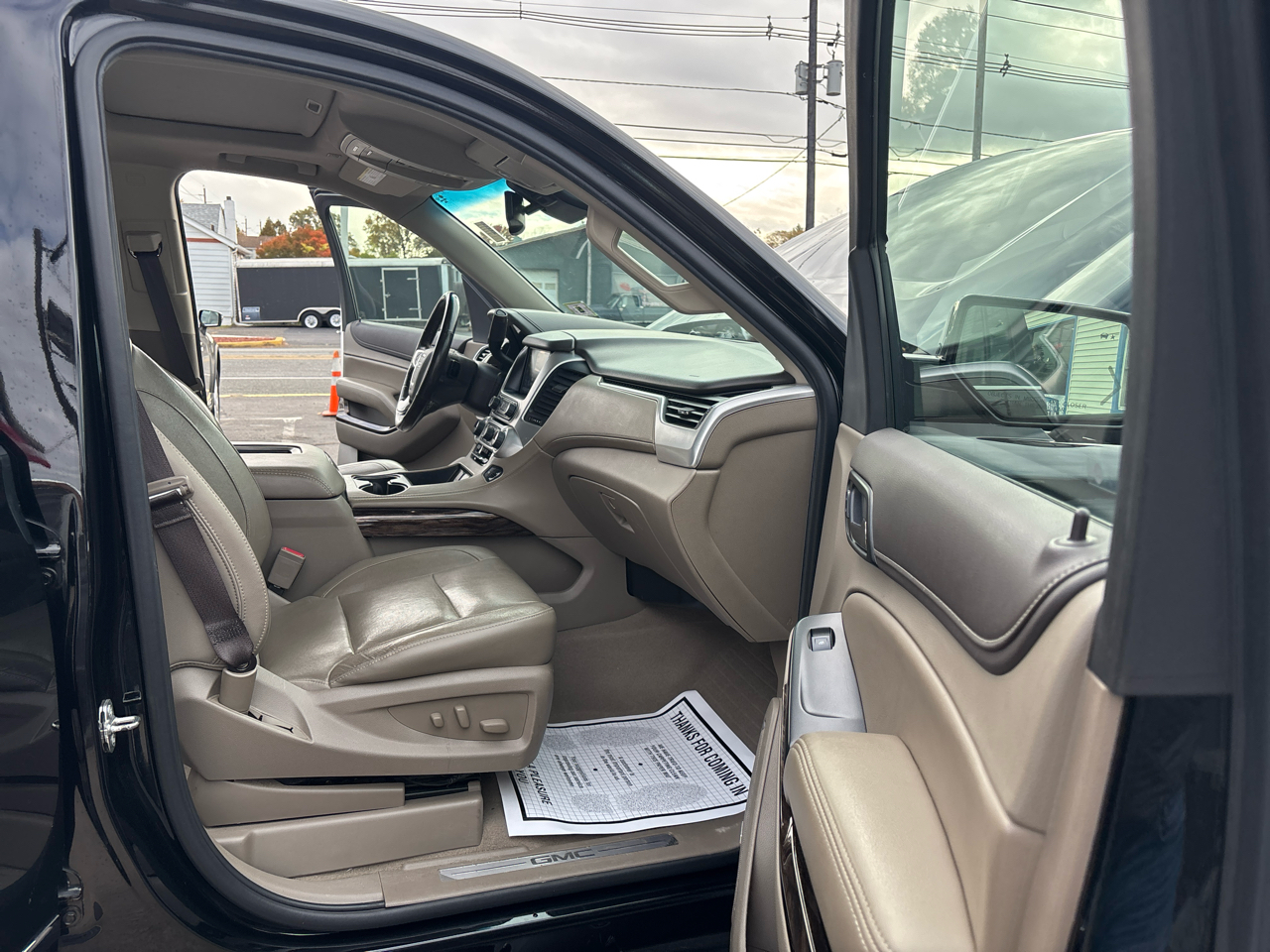 GMC Yukon XL 4WD 4dr SLT 2019 GMC Yukon XL 4WD 4dr SLT 2019