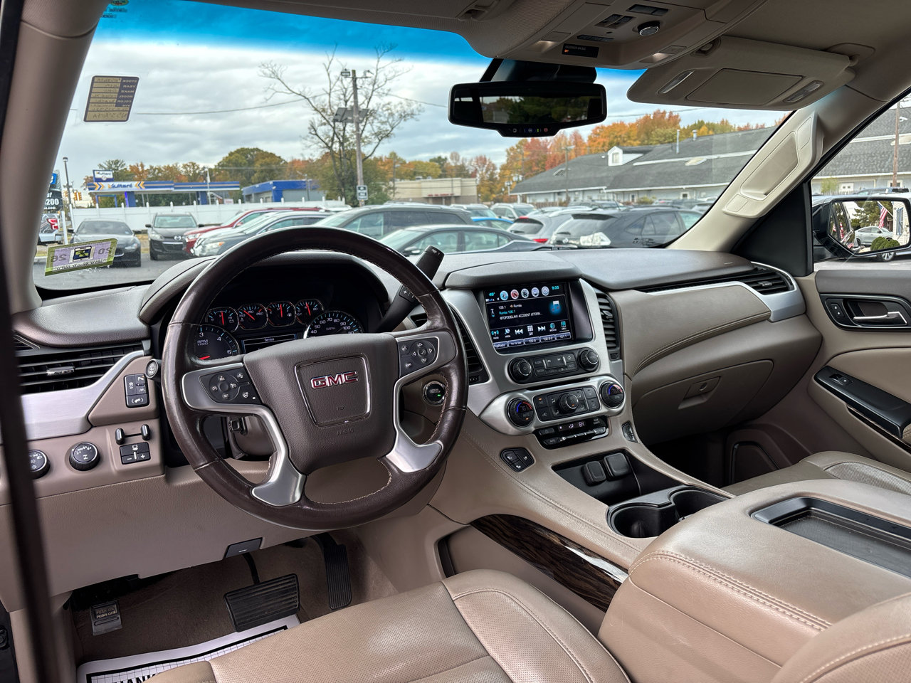 GMC Yukon XL 4WD 4dr SLT 2019 GMC Yukon XL 4WD 4dr SLT 2019