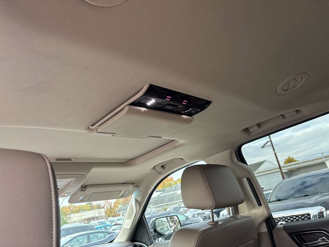 GMC Yukon XL 4WD 4dr SLT 2019 GMC Yukon XL 4WD 4dr SLT 2019