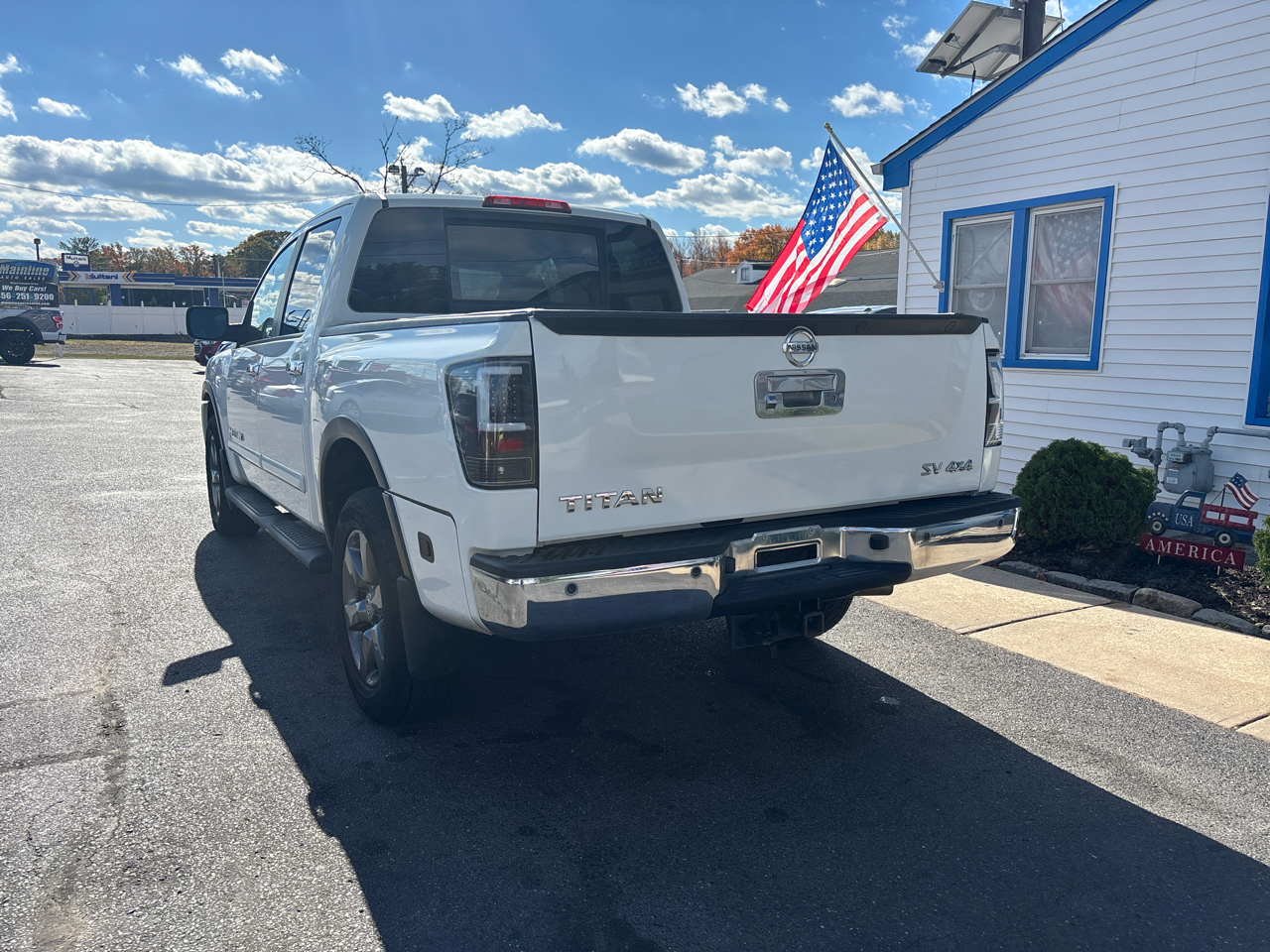 Nissan Titan 4WD Crew Cab SWB SV 2015 Nissan Titan 4WD Crew Cab SWB SV 2015