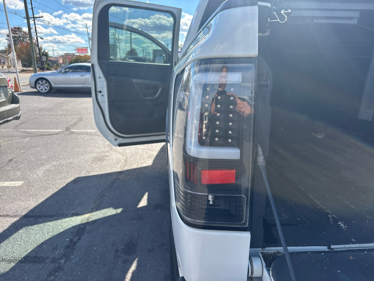 Nissan Titan 4WD Crew Cab SWB SV 2015 Nissan Titan 4WD Crew Cab SWB SV 2015