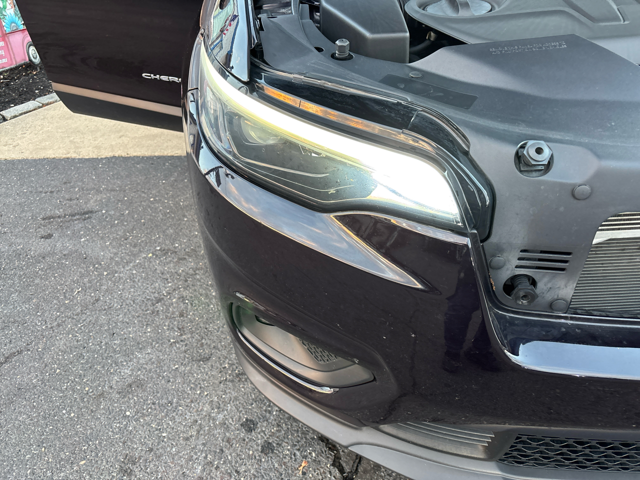 2021 Jeep Cherokee Latitude Lux photo 4