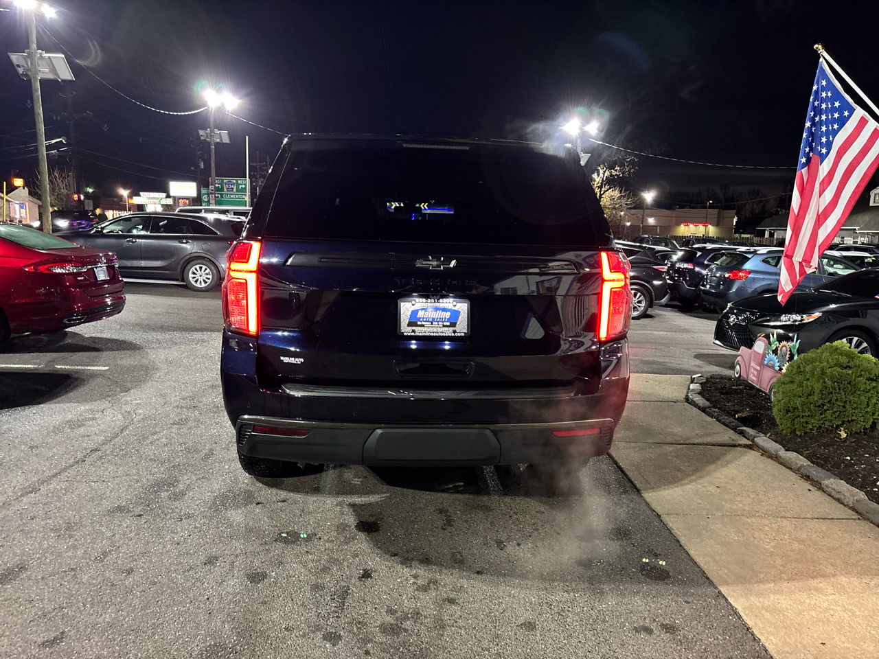 2021 Chevrolet Tahoe Z71 photo 3