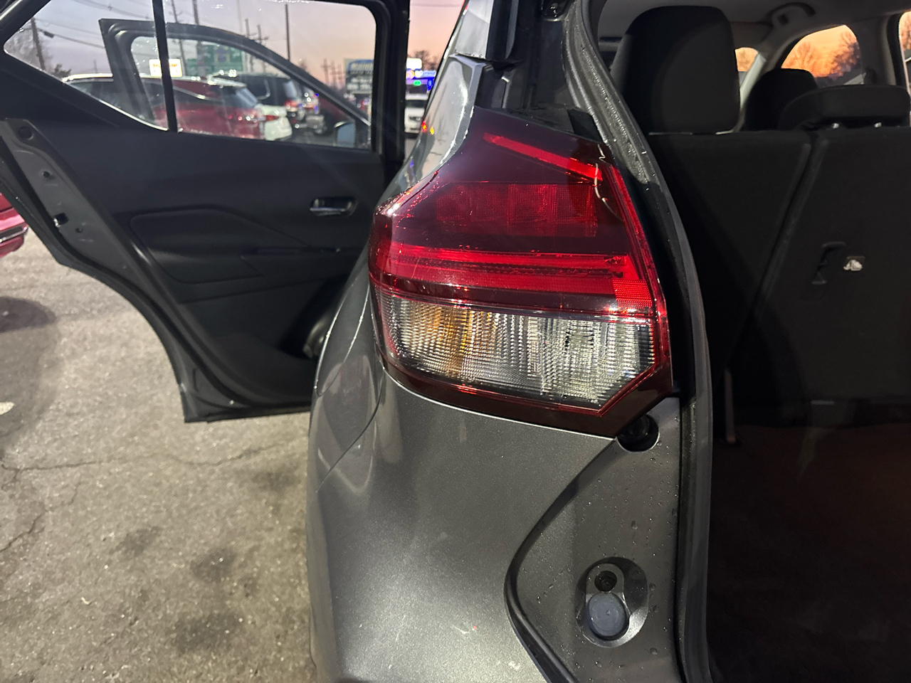 Nissan Kicks SV FWD 2022