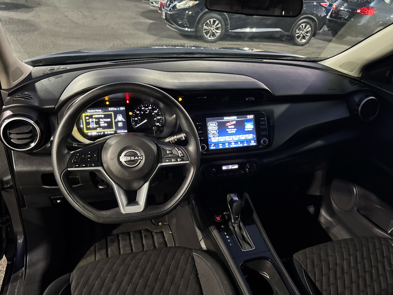 Nissan Kicks SV FWD 2022