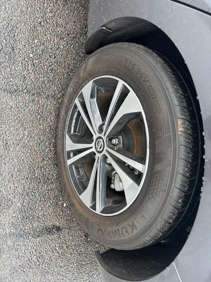 Nissan Sentra SV CVT 2023
