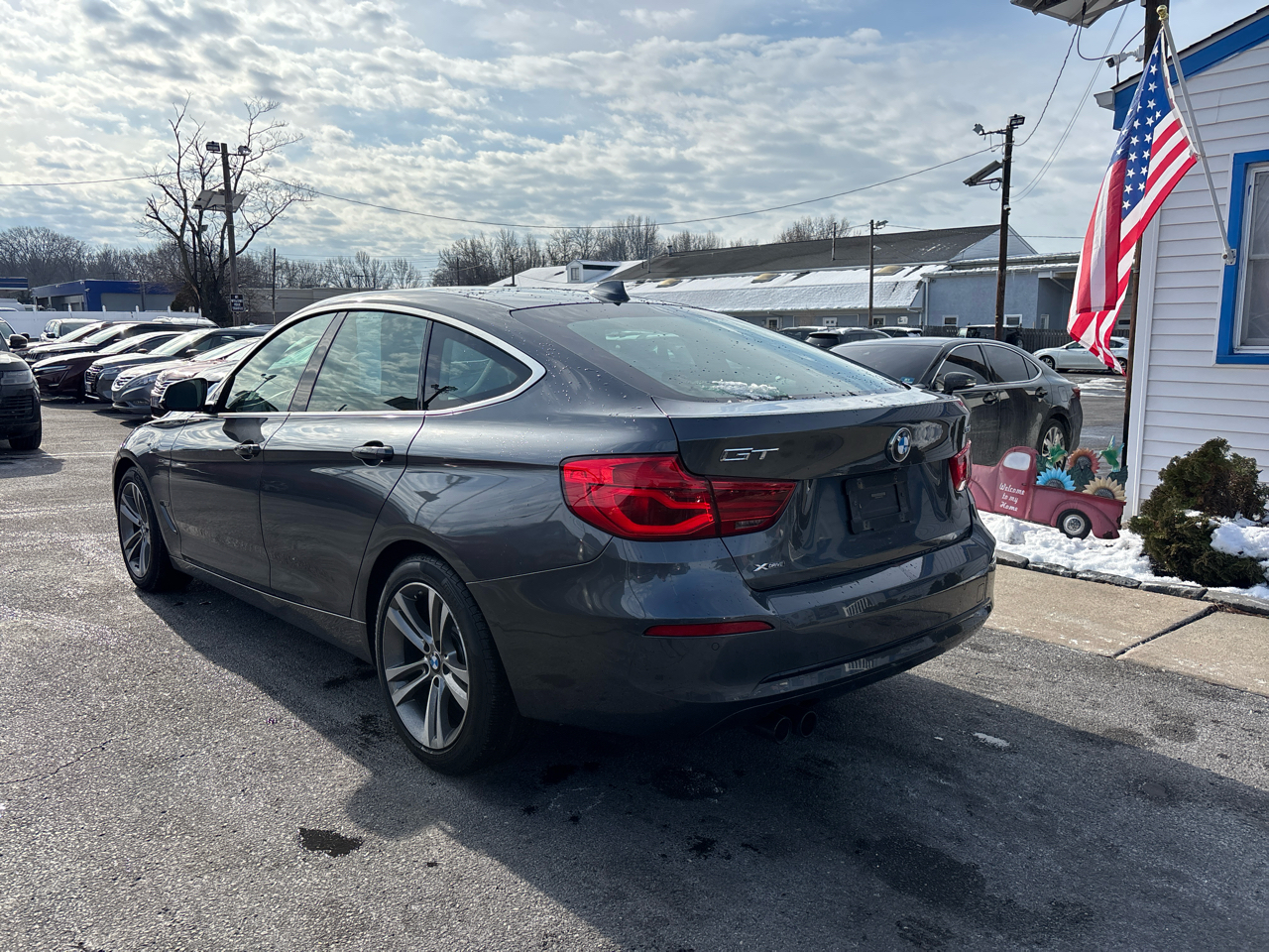 BMW 3 Series 330i xDrive Gran Turismo 2018