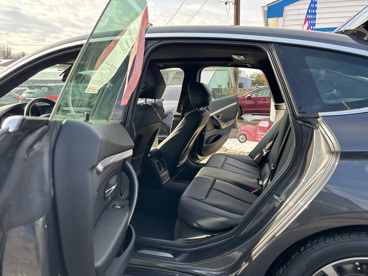 BMW 3 Series 330i xDrive Gran Turismo 2018