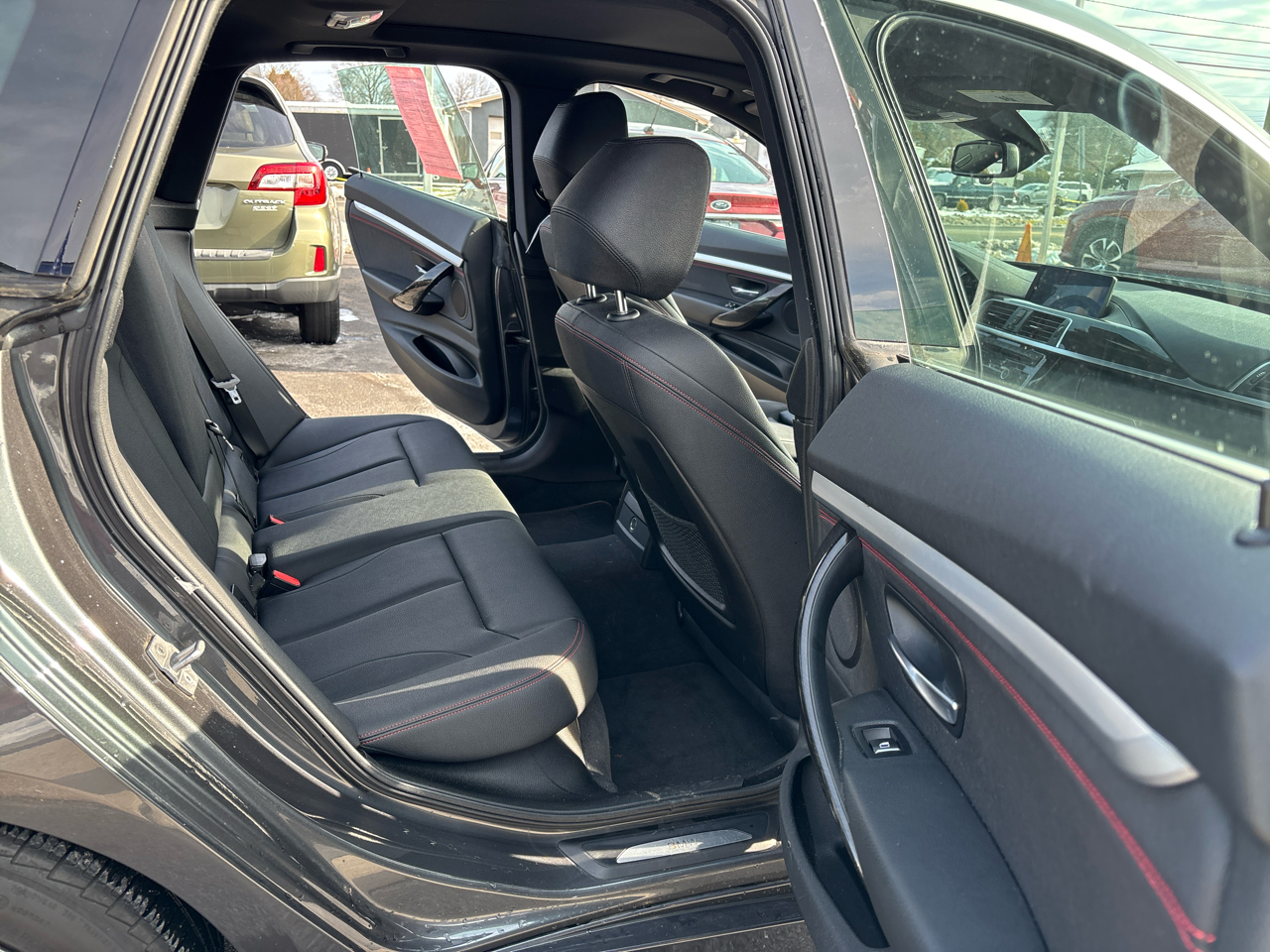 BMW 3 Series 330i xDrive Gran Turismo 2018