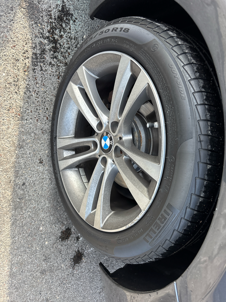 BMW 3 Series 330i xDrive Gran Turismo 2018