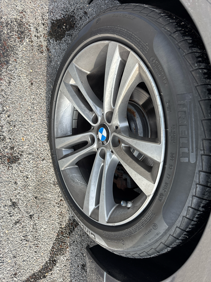 BMW 3 Series 330i xDrive Gran Turismo 2018