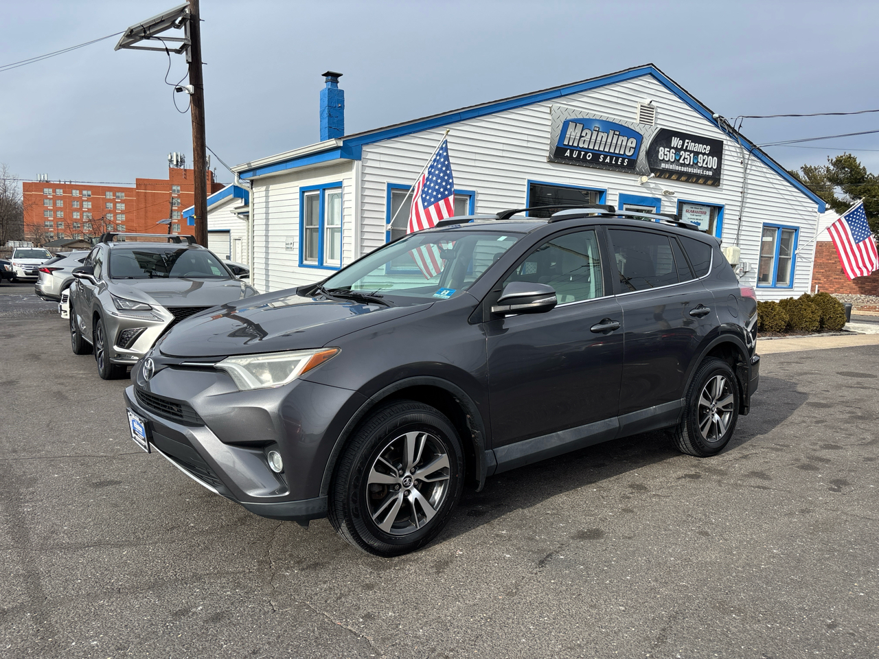 Toyota RAV4 AWD 4dr XLE (Natl) 2016