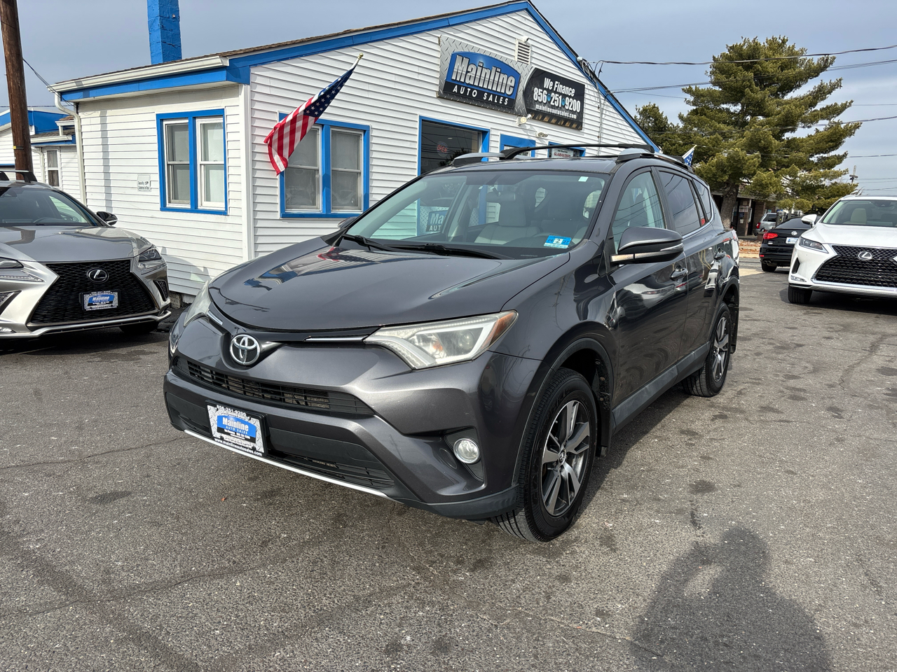 Toyota RAV4 AWD 4dr XLE (Natl) 2016